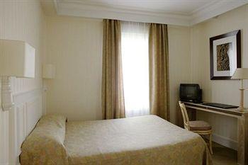 The Originals City, Chantecler, Hotel
