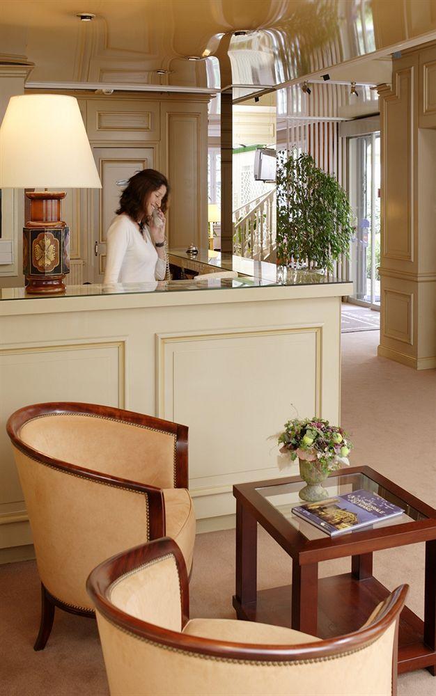 The Originals City, Chantecler, Hotel 3*